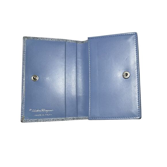 Salvatore Ferragamo Light Blue Embossed Leather Compact Bi-Fold Card Case Wallet - Picture 7 of 9
